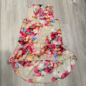 Forever 21 floral print high low top in euc